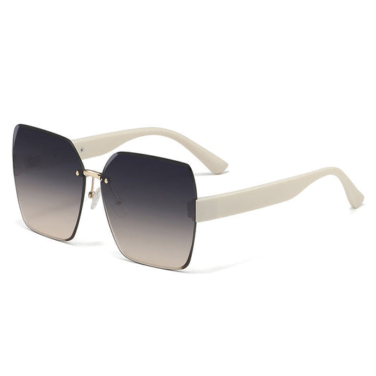 Assorted Design of Sunglasses for women